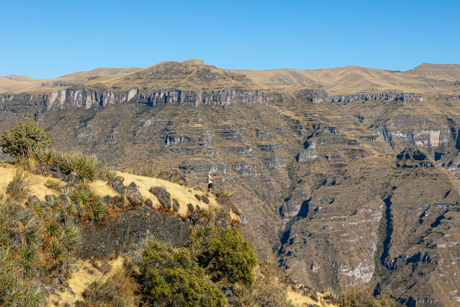 WAQRAPUKARA TREK FULL DAY TOUR
