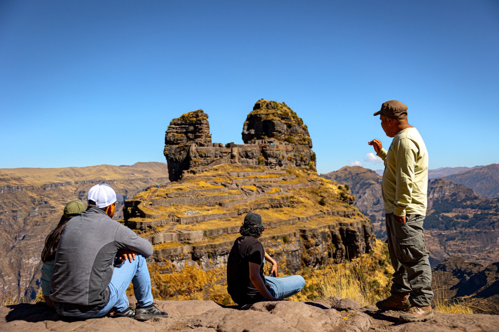 WAQRAPUKARA TREK FULL DAY TOUR