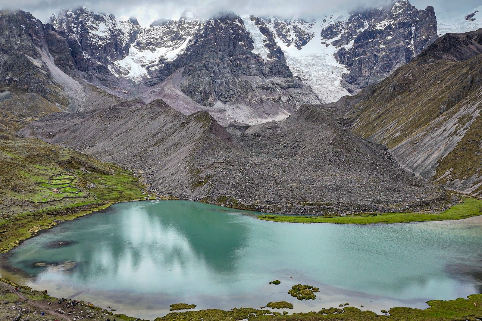 AUSANGATE 7 LAKES FULL DAY HIKE