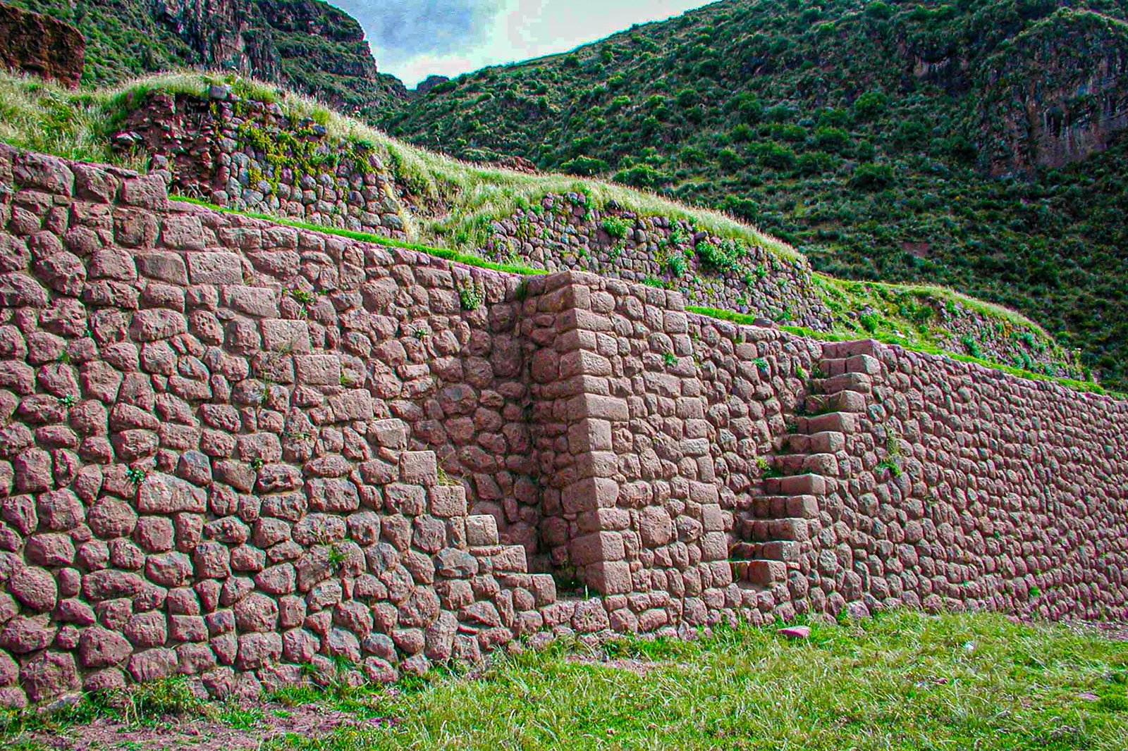 PRIVATE HUCHUY QOSQO TREK 3 DAYS TO MACHU PICCHU