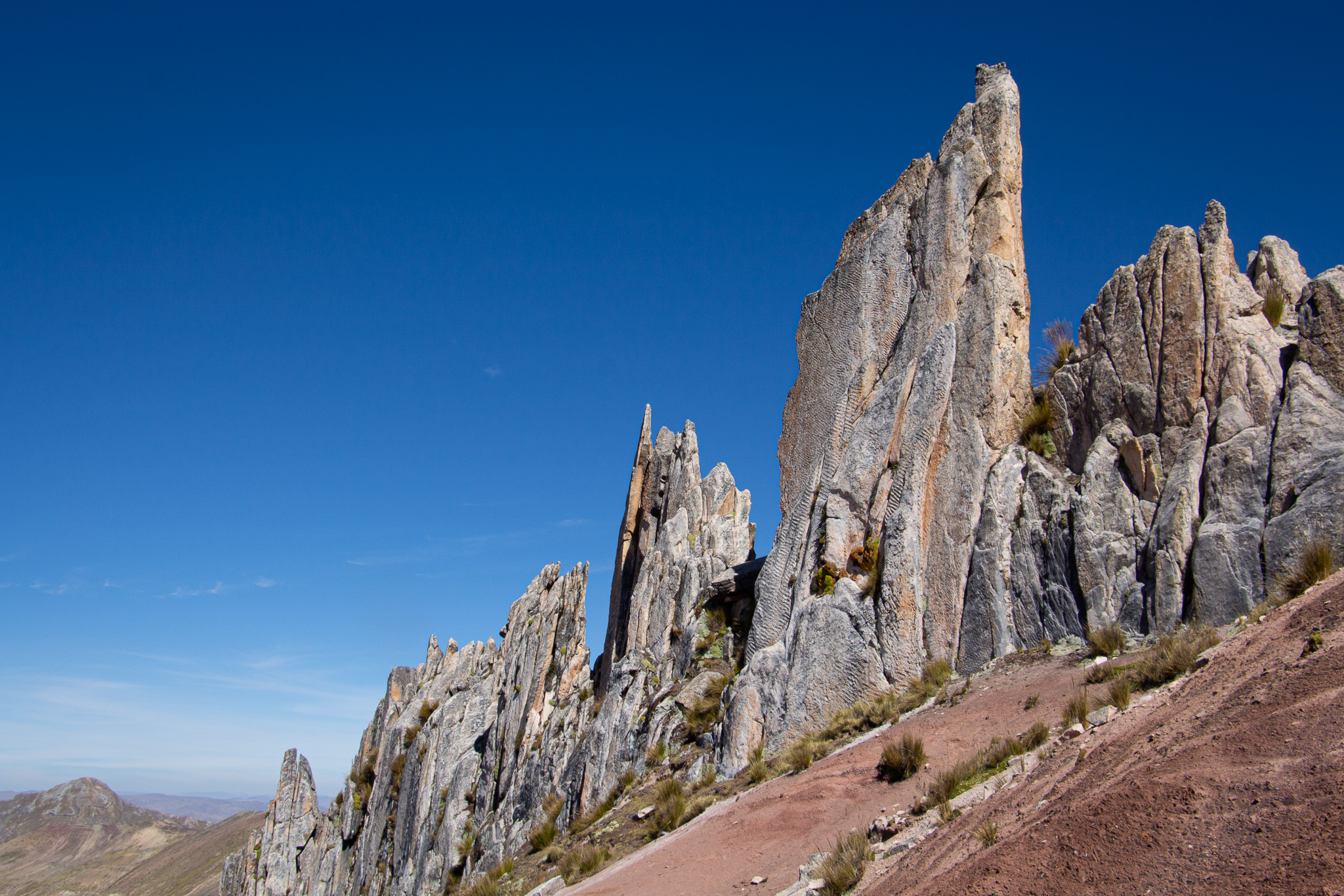 PALCOYO RAINBOW MOUNTAIN DAY HIKE