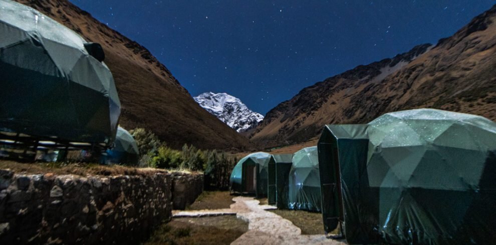 TREK SALKANTAY PRIVADO CON SKY DOMOS 4D / 3N