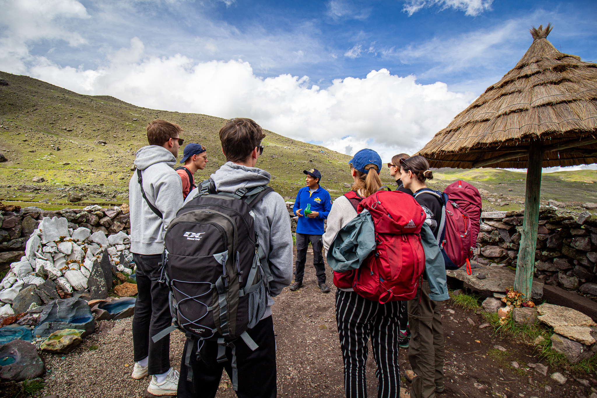 TREKKING AUSANGATE & MONTANHA ARCO-ÍRIS 4 DIAS