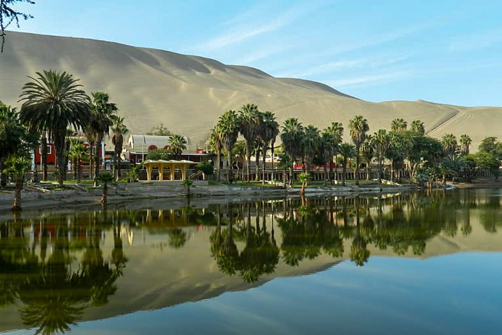 oasis-of-huacachina-ica-peru-water-mirror