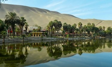 Lima to Huacachina & Paracas, full day tour
