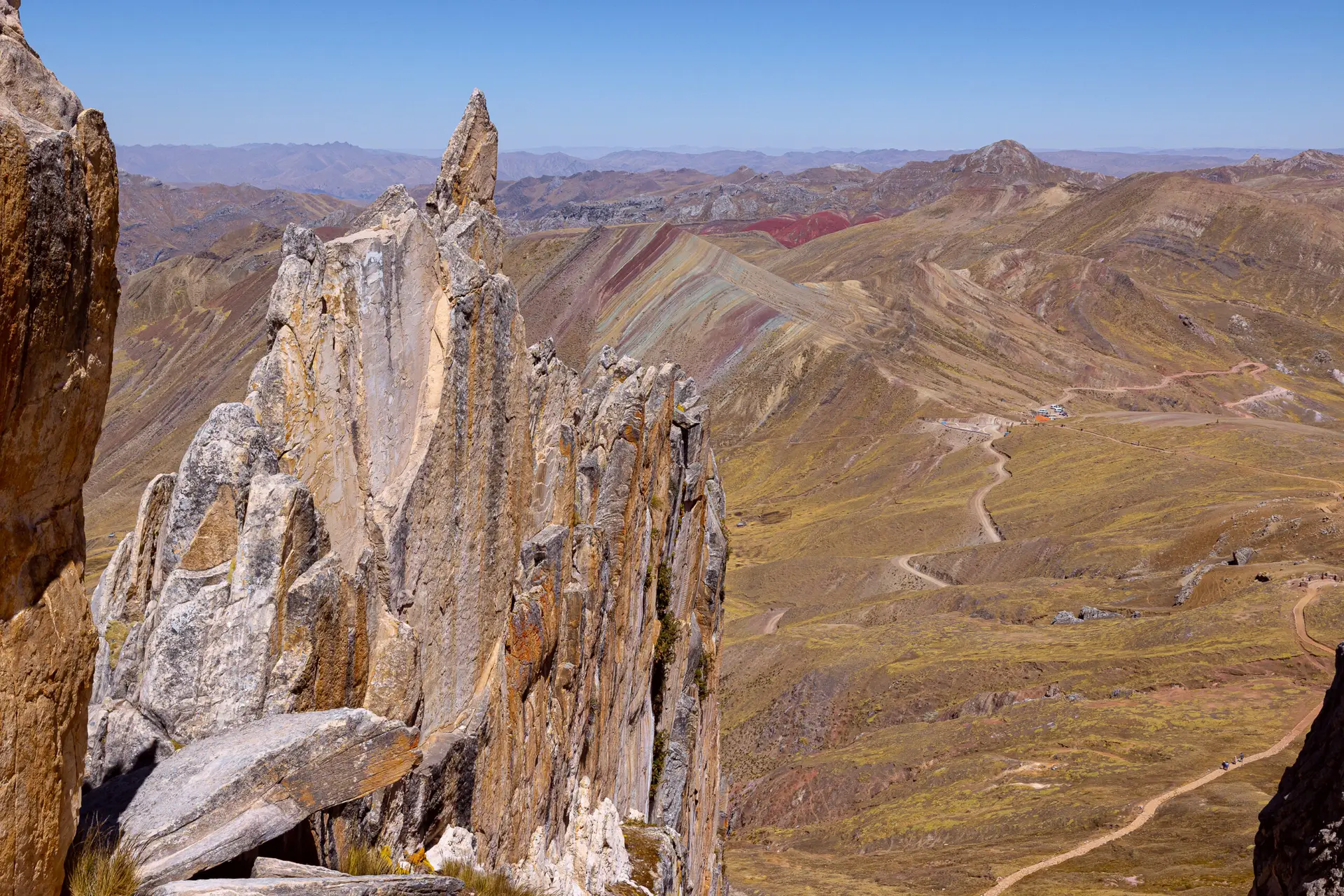 PALCOYO RAINBOW MOUNTAIN DAY HIKE