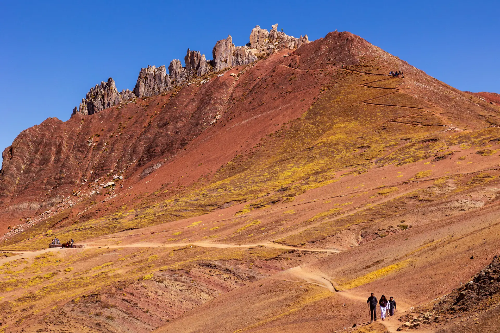 PALCOYO RAINBOW MOUNTAIN DAY HIKE
