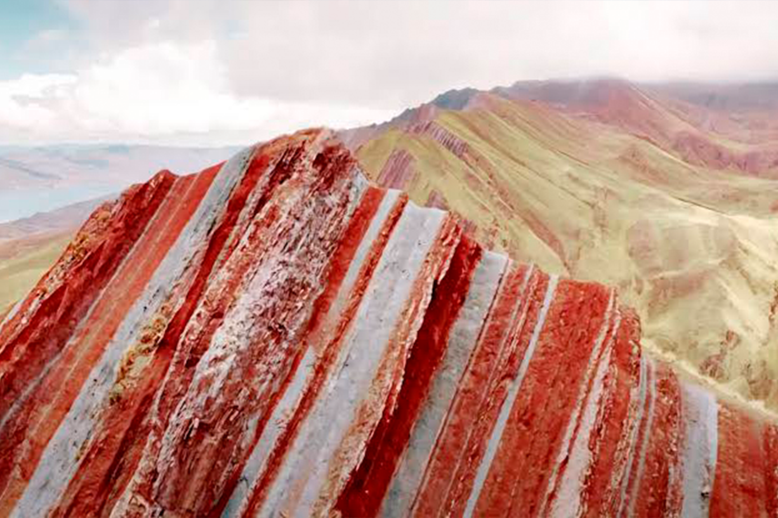 PALLAY PONCHO MOUNTAIN FULL DAY