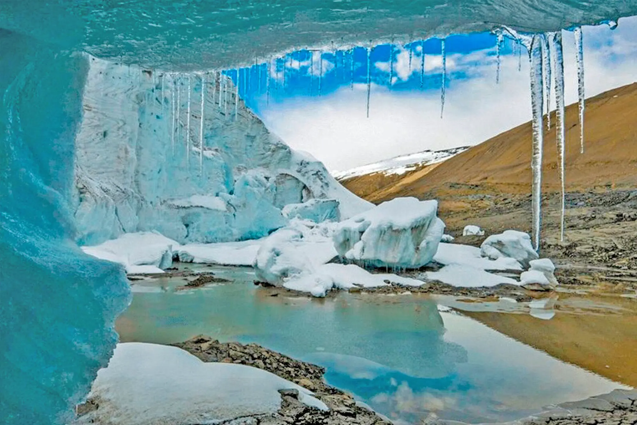 QUELCCAYA (SUYUPARINA) GLACIER – FULL-DAY TOUR